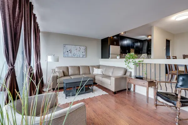 1 Four Winds DR #611, Toronto W05, ON M3J 2T1