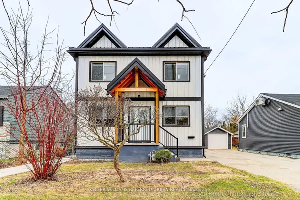84 Foch AVE #1, Toronto W06, ON M8W 3X6