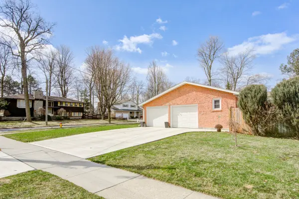 186 Shuh AVE, Kitchener, ON N2A 1H6