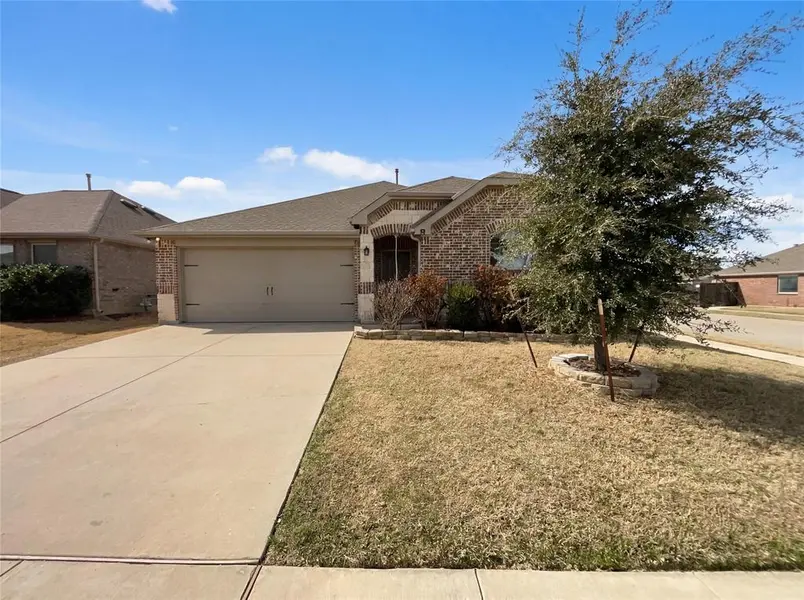 8400 High Garden Street, Fort Worth, TX 76123