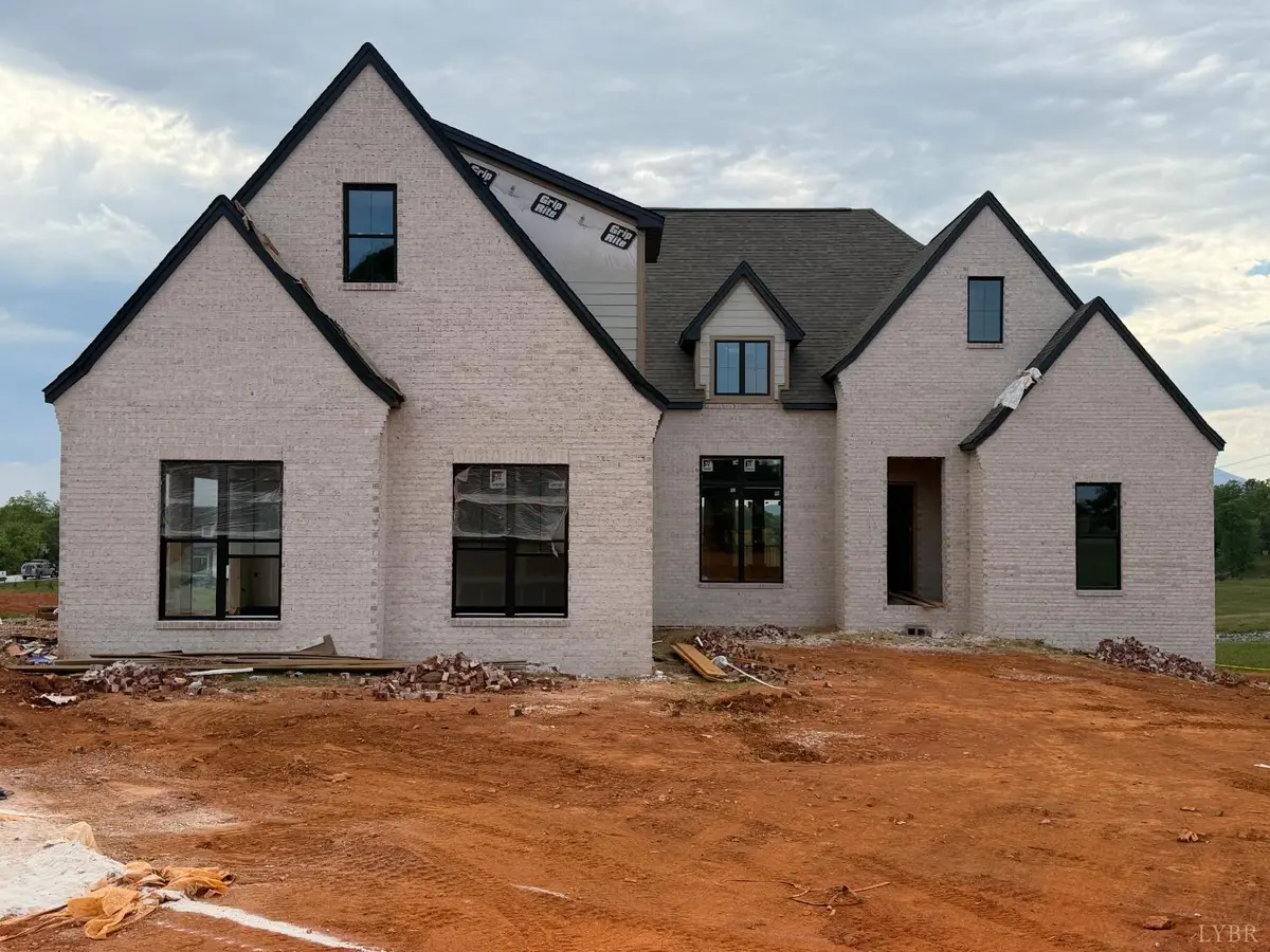 2362 Goode Station RD, Goode, VA 24556