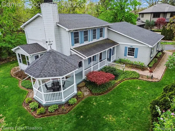 259 Wing CT, Northville, MI 48167