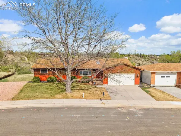 1453 E Friendship LN, Colorado Springs, CO 80904