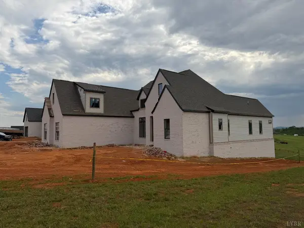 2362 Goode Station RD, Goode, VA 24556