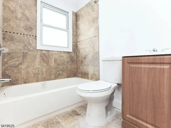 202 Kerrigan Blvd #2, Newark City, NJ 07106