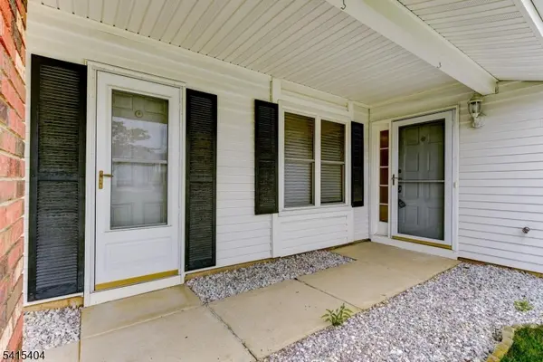 272C Convent Rd, Monroe Twp., NJ 08831