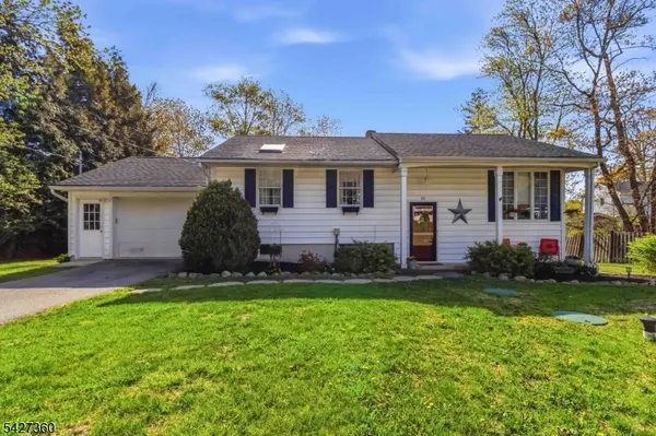 23 Hancock Dr, West Milford Twp., NJ 07480