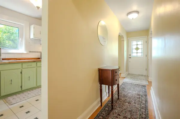 309 Rathburn RD, Toronto W08, ON M9B 2L7