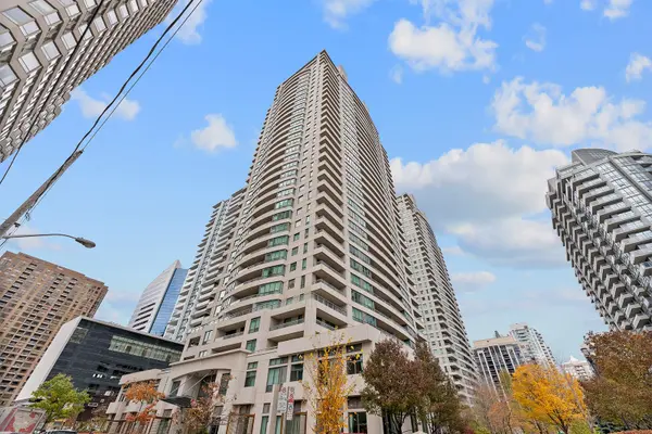 18 Spring Garden AVE #909, Toronto C14, ON M2N 7M2