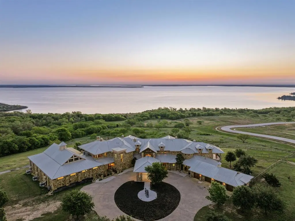 1180 McReynolds Road, Sanger, TX 76266