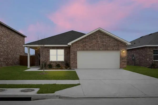 8340 Sniptoe Drive, Fort Worth, TX 76179