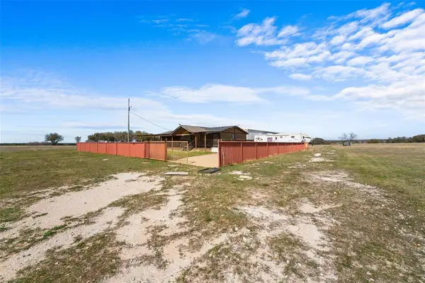 277 Deer Shadw Circle, Whitney, TX 76692
