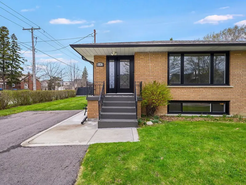 873 Sixth ST, Mississauga, ON L5E 1N5