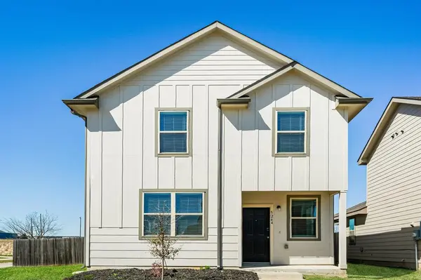 5244 Applegate Drive, Fort Worth, TX 76119