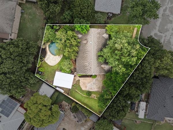 2817 Downing Court, Bedford, TX 76021