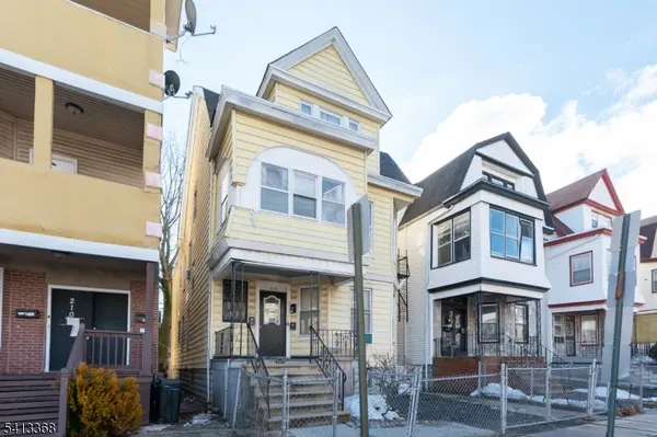 208 N 19Th St, East Orange City, NJ 07017