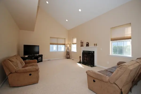 17 Princeton Highlands Blvd, Franklin Twp., NJ 08540