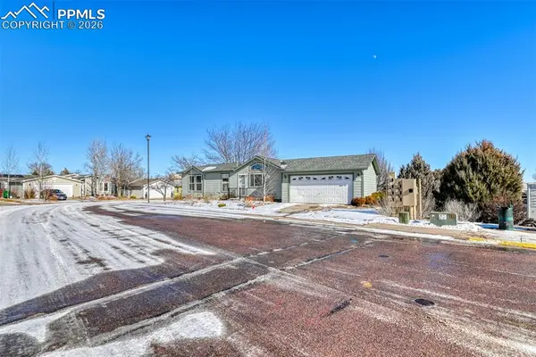 4661 Gray Fox HTS, Colorado Springs, CO 80922