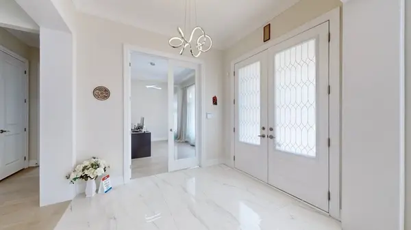 41 John Dallimore DR, Georgina, ON L4P 0S6