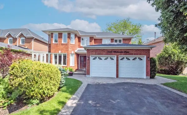 1340 Whitewater LN, Mississauga, ON L5V 1L8