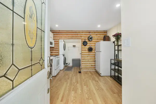 378 London ST, Peterborough, ON K9H 2Z8