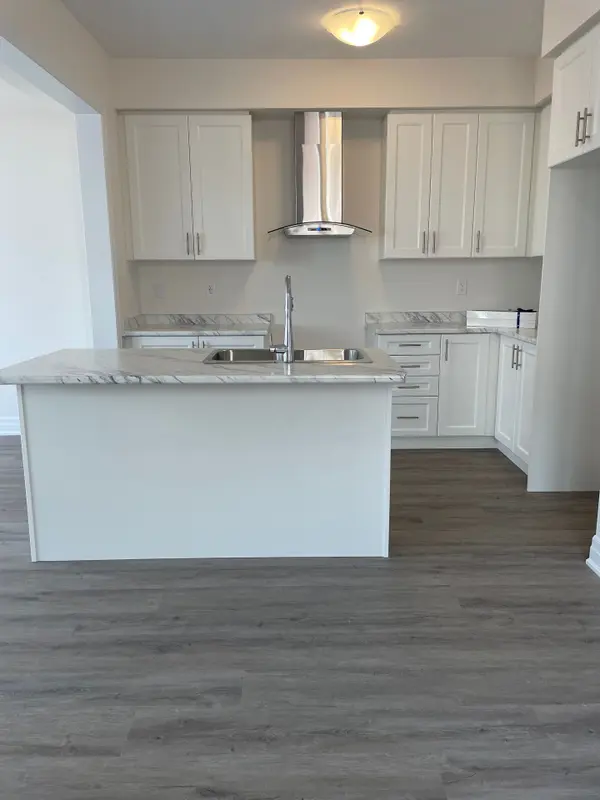 9266 Griffon ST, Niagara Falls, ON L2G 3R6
