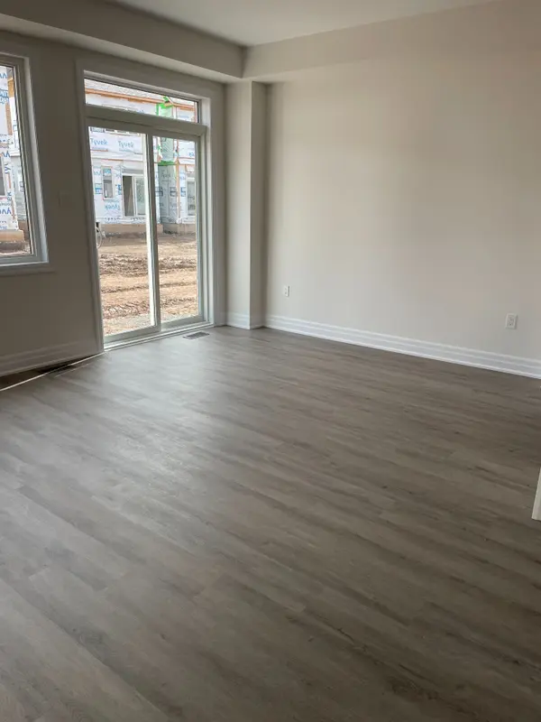 9266 Griffon ST, Niagara Falls, ON L2G 3R6