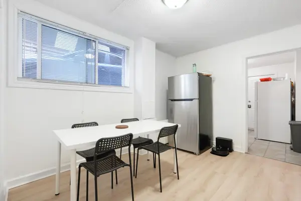 95 Barrette ST, Vanier And Kingsview Park, ON K1L 8A2