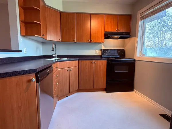 2912 Fairlea CRES, Hunt Club - South Keys And Area, ON K1V 8T7