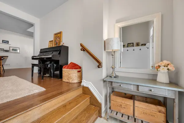 207 Rivertree ST, Kanata, ON K2M 0J4
