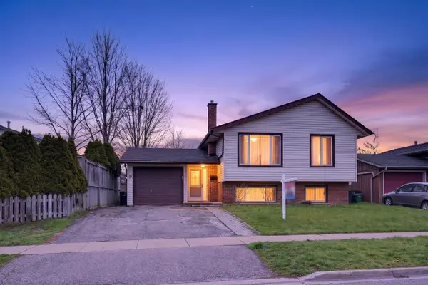 9 Sanderson DR, Guelph, ON N1H 6T7
