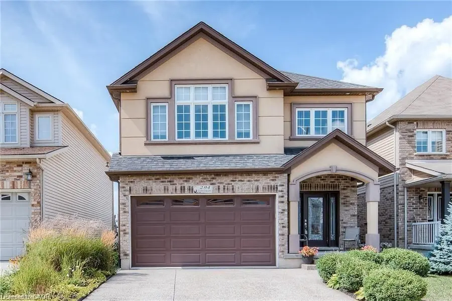 294 Featherstone CRES, Kitchener, ON N2R 1Z3
