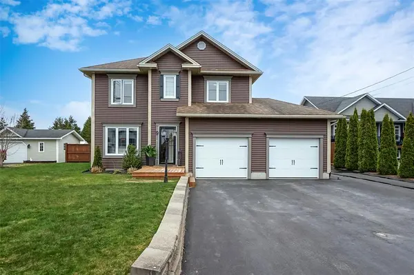 9 Motion Avenue, Clarkes Beach, NL A0A 1W0
