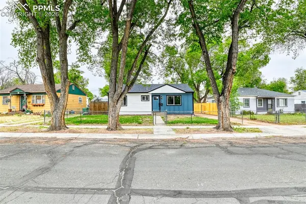 618 E Saint Elmo AVE, Colorado Springs, CO 80905