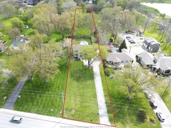 885 FRONT Road North, Amherstburg, ON N9V 2V6