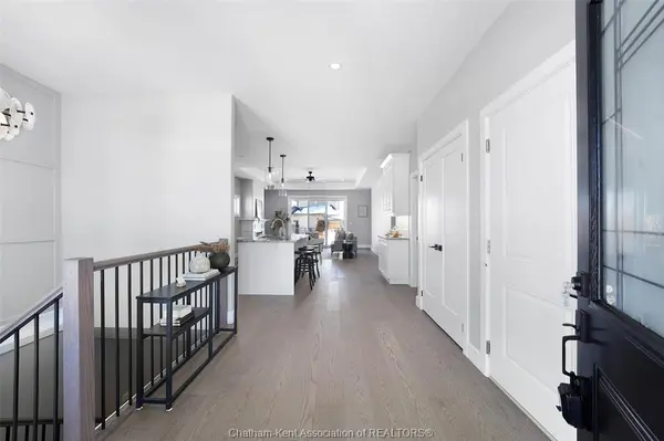 111 Fenceline Drive, Chatham, ON N7M 6B4
