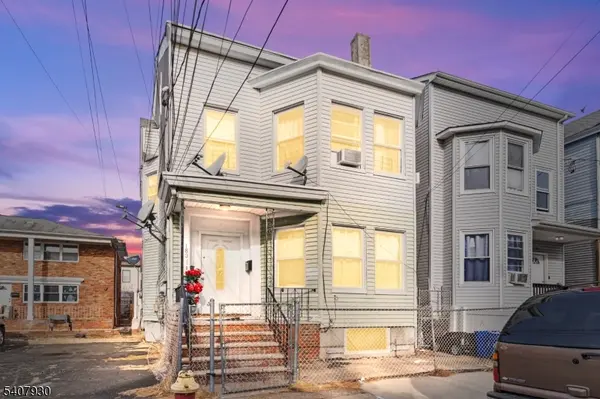 183 Walnut St, Paterson City, NJ 07522