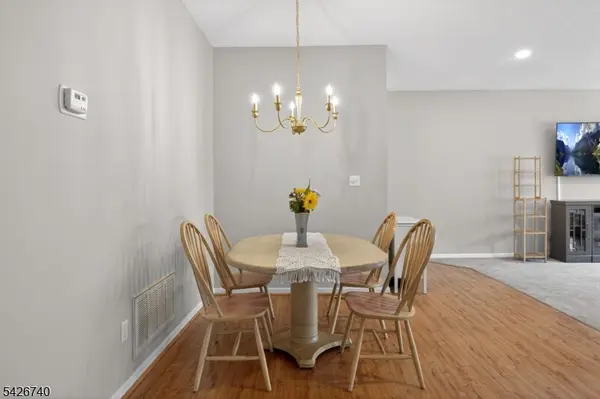 919 Burgundy Way #919, Wayne Twp., NJ 07470