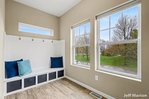 2125 Kensington Park CIR, Hollandcity_allegan, MI 49423