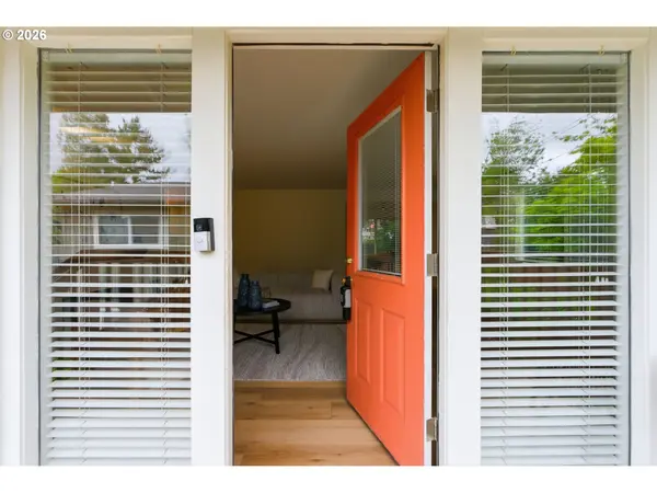 2945 SW MILES ST, Portland, OR 97219