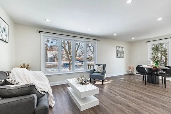 36 Mclaughlin RD N, Brampton, ON L6X 1Y5