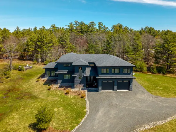 19 Ryder DR, Mcdougall, ON P2A 2W9