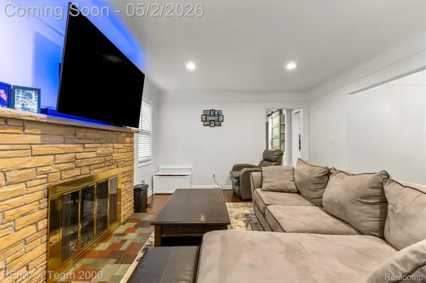 23909 Edward ST, Dearborn, MI 48128