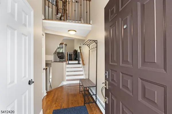 20 Powderhorn Dr, Rockaway Twp., NJ 07866