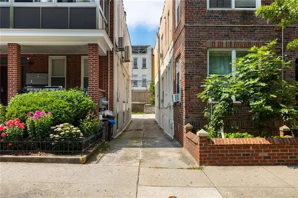 318 67th ST, Brooklyn, NY 11220