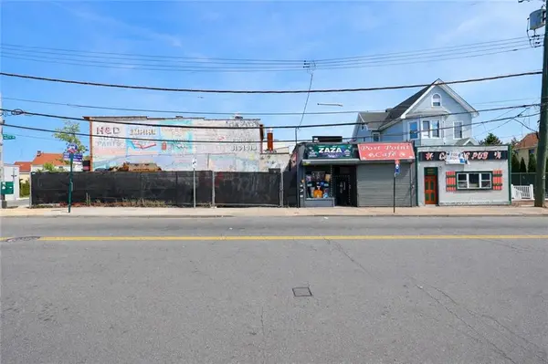 1065 Post AVE, Staten Island, NY 10302