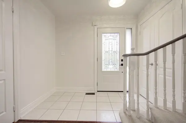 350 Ravineview WAY, Oakville, ON L6H 6S5