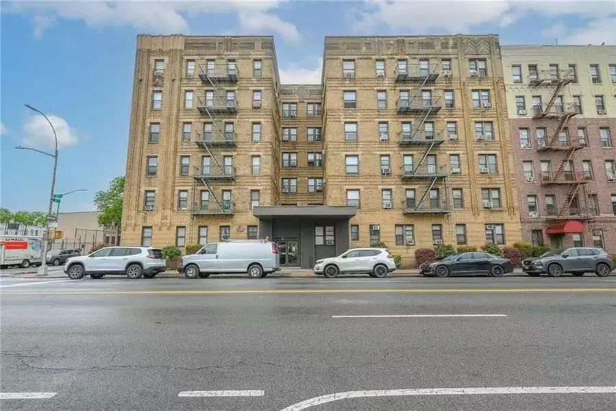 8020 4th AVE #D5, Brooklyn, NY 11209