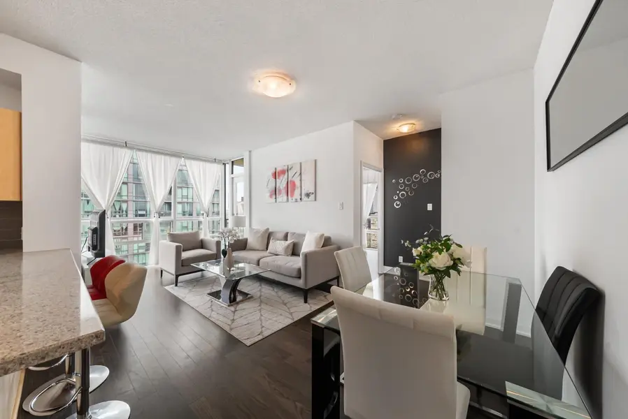3515 Kariya DR #3009, Mississauga, ON L5B 0C1