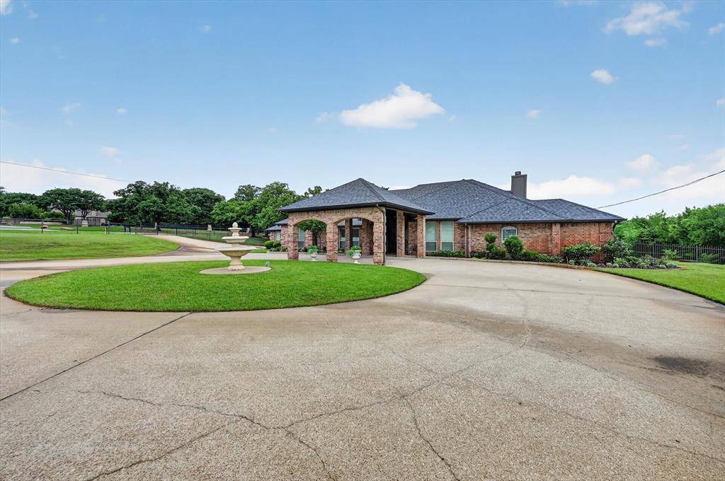 7401 Bent Trail, Mansfield, TX 76063